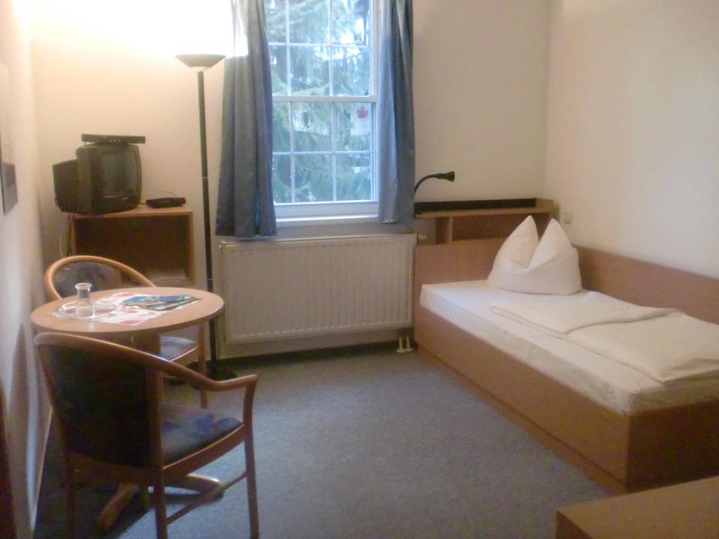 Hotel & Restaurant "Zum Firstenstein" Konigshain Dış mekan fotoğraf