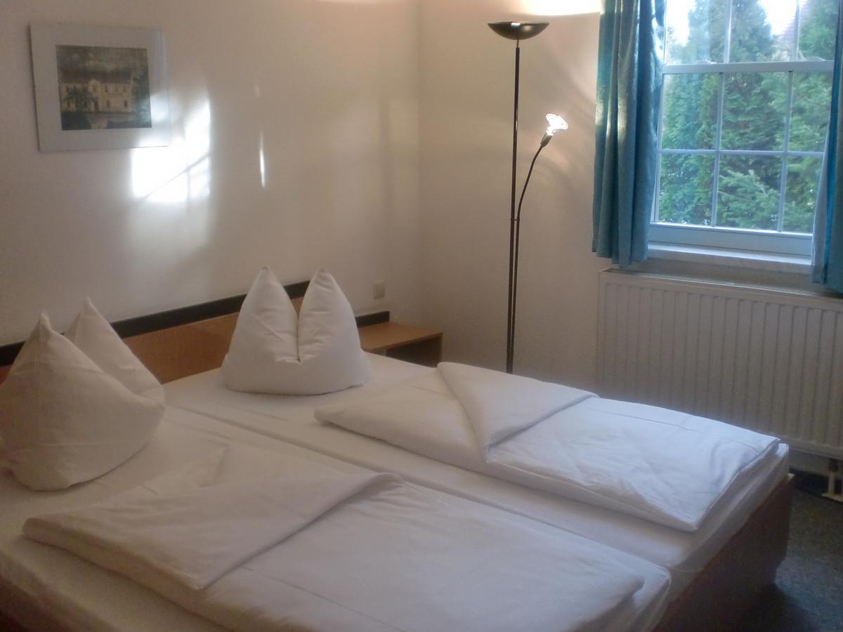 Hotel & Restaurant "Zum Firstenstein" Konigshain Dış mekan fotoğraf